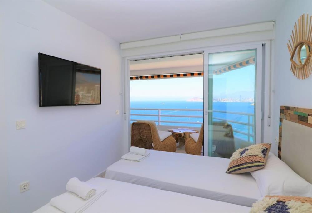 Luxurious 2-Bedroom Apt With Stunning Views, 1St Line On Levante Beach, Benidorm Buitenkant foto