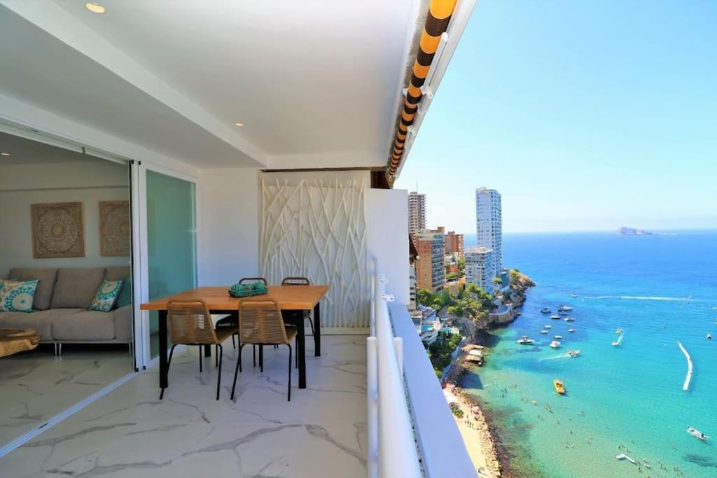 Luxurious 2-Bedroom Apt With Stunning Views, 1St Line On Levante Beach, Benidorm Buitenkant foto