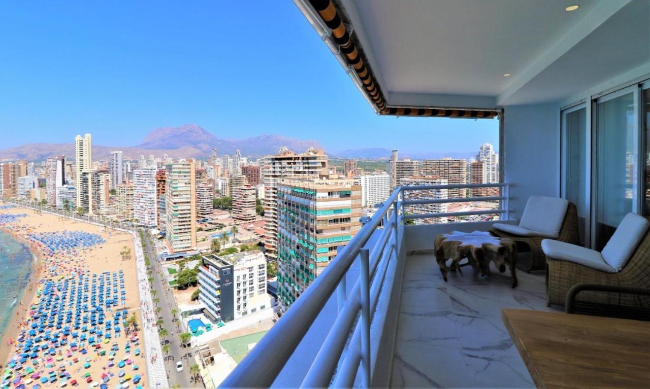 Luxurious 2-Bedroom Apt With Stunning Views, 1St Line On Levante Beach, Benidorm Buitenkant foto