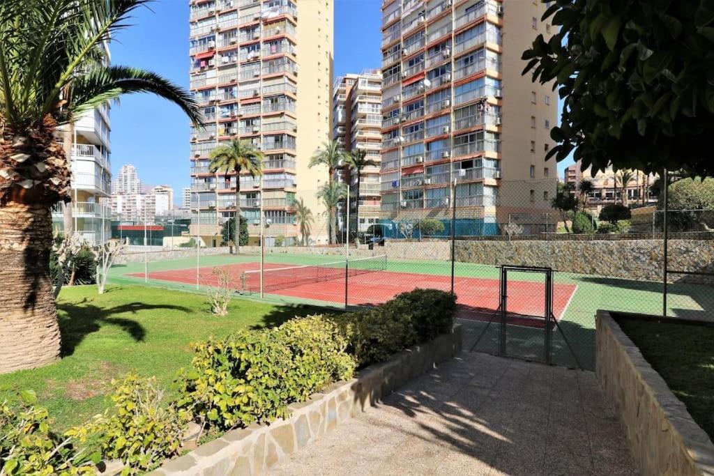Luxurious 2-Bedroom Apt With Stunning Views, 1St Line On Levante Beach, Benidorm Buitenkant foto