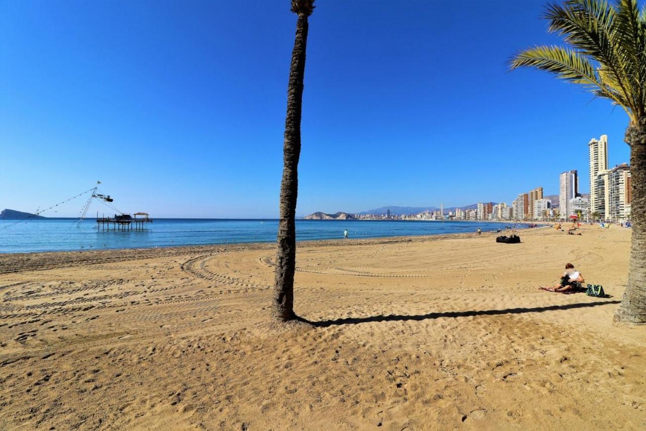 Luxurious 2-Bedroom Apt With Stunning Views, 1St Line On Levante Beach, Benidorm Buitenkant foto